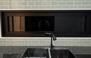 สร้างบ้านใหม่ vs รีโนเวท